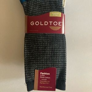 NWT Gold Toe Women’s 3-pair socks.